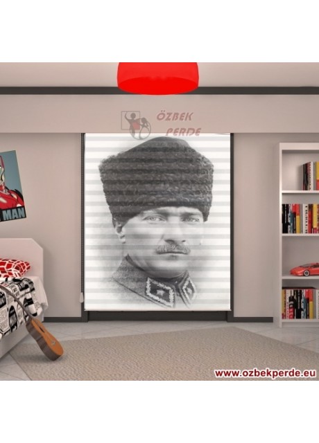 Kara Kalpaklı Atatürk Zebra Perdesi